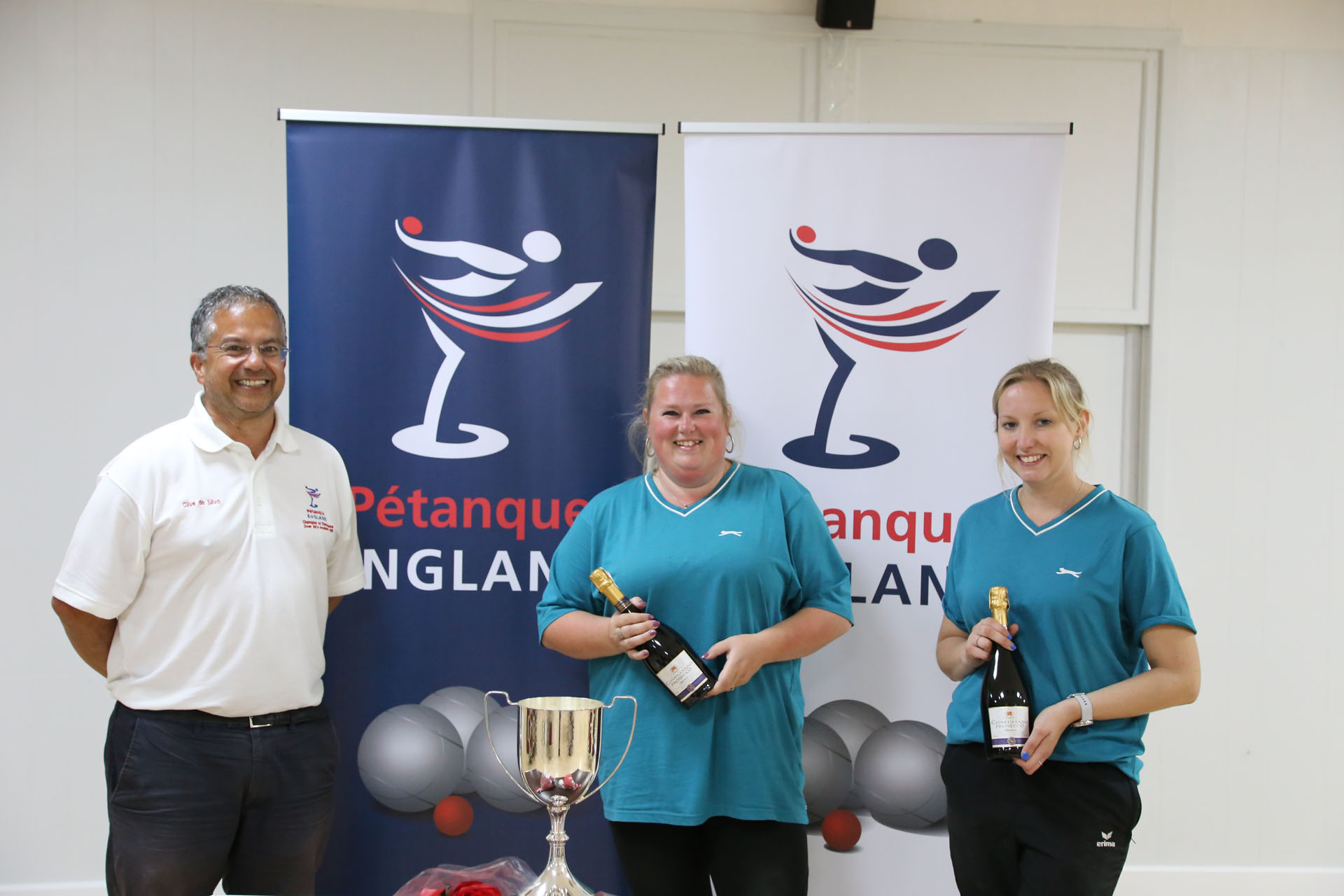 Clive + Women's Doubles Winners 2020