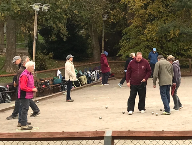 Club players enjoying social games